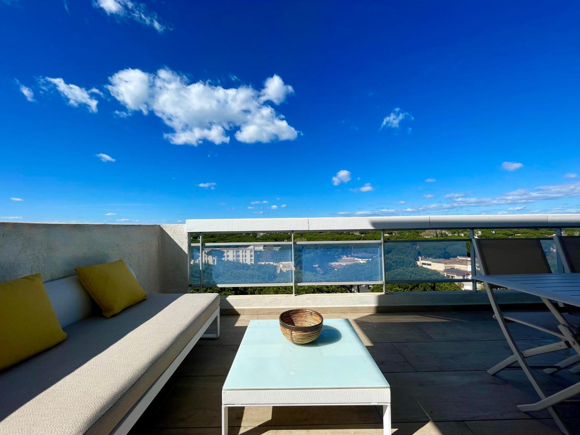 Appartement Pgh N30 - Centre-ville, Roof-top & Parking Prive *